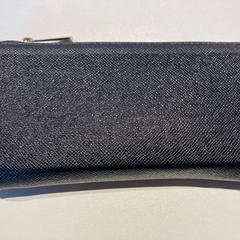 Portemonnee, ha sido reportado por Inntel Hotels Amsterdam Landmark con iLost