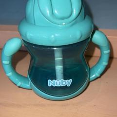 Ampolla per beure, segons ha informat Familie Resort Molenwaard mitjançant iLost