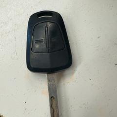 Llave, ha sido reportado por Defqon.1 con iLost