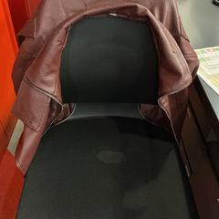 Armilla veste, segons ha informat MEININGER Hotel Bordeaux Gare Saint-Jean mitjançant iLost