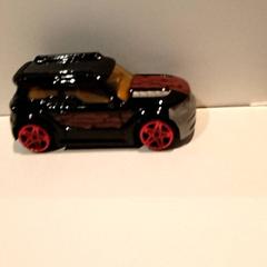 Jouet Zwart autootje, a été signalé par Pathé Nijmegen utilisant iLost