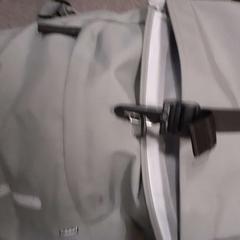 Bolsa, ha sido reportado por Regio Limburg - Leuven con iLost