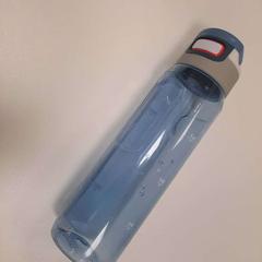 ボトル merk Kambukka がiLostで Gemeente Leopoldsburg によって報告されました