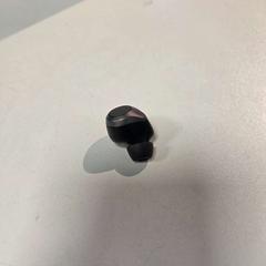 Bezprzewodowe słuchawki earbud, zgłoszono przez AFAS Live przy użyciu iLost