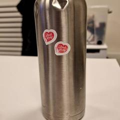 Garrafa, como reportado por Vrije Universiteit Amsterdam utilizando o iLost