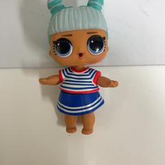 Puppe Blauwe rok met witte strepen, gemeldet von IKEA Amersfoort über iLost