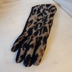 Handschoen Panterprint, zoals gemeld door DierenPark Amersfoort met iLost