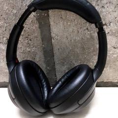 Słuchawki, zgłoszono przez Arriva Oost-Brabant przy użyciu iLost