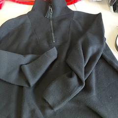 Kleding - Trui zwart, ako bolo nahlásené Centraal magazijn pomocou iLost
