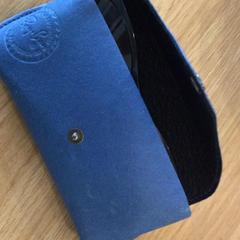 Sunglasses Met blauwe hoes, as reported by Gemeente Alkmaar using iLost