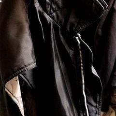 Kroppsvärmare Black, rapporterat av KABUL à GoGo / Teatro med iLost