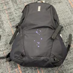 Rugtas Zwart, a été signalé par Connexxion Amstelland-Meerlanden Schiphol Noord utilisant iLost