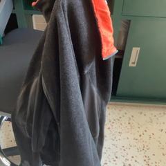 재킷, iLost를 사용하여 MEININGER Hotel Köln West에 보고됨