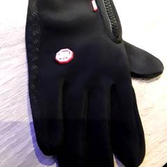 Rukavice, ako bolo nahlásené EBS Tramplein pomocou iLost