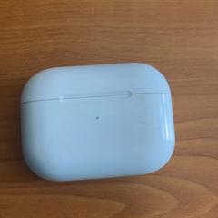 حافظة airpods، كما تم الإبلاغ عنه بواسطة Arriva Achterhoek-Rivierenland عبر iLost