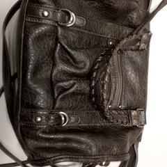 Bag Handtas, som rapportert av Regio West-Vlaanderen ved bruk av iLost