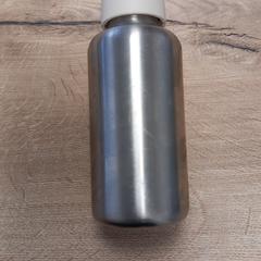 Drikkeflaske, som rapportert av Pouw Vervoer ved bruk av iLost