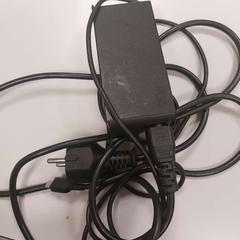 Bärbar datorladdare Zwart, rapporterat av Vrije Universiteit Amsterdam med iLost