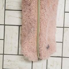 Schoolgerief - Pennenzak, amint azt Regio Limburg - Leuven az iLost segítségével jelentette.