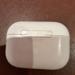 Airpods case blanc, zoals gemeld door TCL met iLost