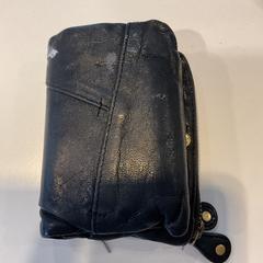 Lommebok Brakenhoff., som rapportert av Gemeente Amsterdam - Bureau Gevonden Voorwerpen ved bruk av iLost