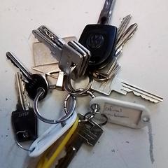 Kulcstartó, amint azt Hermes Eindhoven az iLost segítségével jelentette.