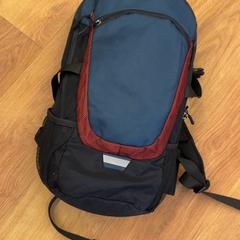 Mochila, segundo informou HTM usando iLost