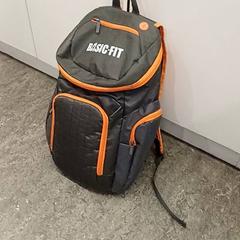 Rugtas/rugzak, rapporterat av Qbuzz GD Groningen HS med iLost