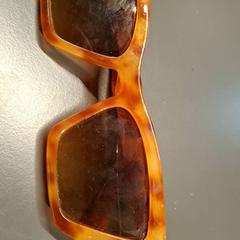 Lunettes de soleil Ecaille, gisa salatu by IKEA Nice Saint Isidore iLost erabiliz