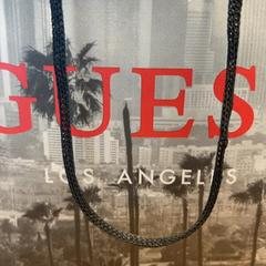 Purchase guess, amint azt Designer Outlet Roermond az iLost segítségével jelentette.