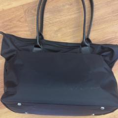 Handtas, rapporterat av HTM med iLost