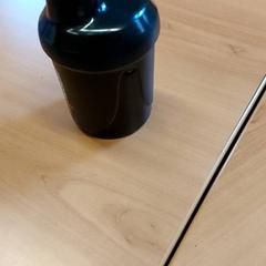 飲用ボトル がiLostで Regio Antwerpen - Brussel によって報告されました