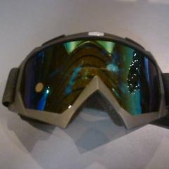 Skibril, a été signalé par SnowWorld Landgraaf utilisant iLost