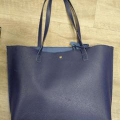 バッグ がiLostで EBS OV Poeldijk によって報告されました