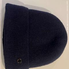 Cap, come riportato da Room Mate Bruno utilizzando iLost