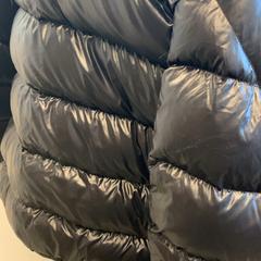 Chaqueta, segundo informou Eindhoven Airport usando iLost