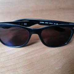 Kinderzonnebril met glazen op sterkte, jak bylo nahlášeno na iLost