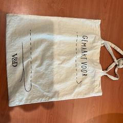 Borsa Katoen V&D, come riportato da Hotel Theater FIGI utilizzando iLost