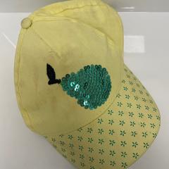 Casquette de baseball, a été signalé par IKEA Praha – Černý Most utilisant iLost