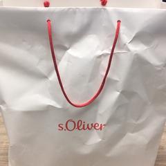 Purchase s oliver, como reportado por Designer Outlet Roermond utilizando o iLost