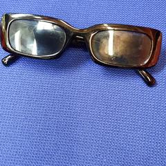 Zonnebril がiLostで UvA REC によって報告されました