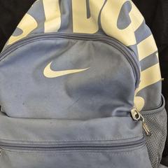 배낭 Just do it, iLost를 사용하여 Arriva Twents에 보고됨