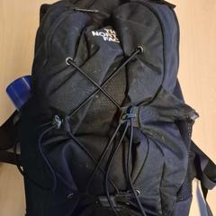 배낭 zwart the North face, iLost를 사용하여 Connexxion Zeeland에 보고됨