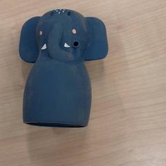 Jouet, a été signalé par IKEA Leangen utilisant iLost