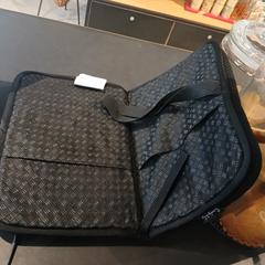 Estutxe black, gisa salatu by Conscious Hotel Westerpark iLost erabiliz