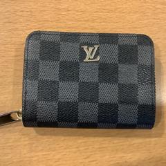 Carteira Ilyas, como reportado por Gemeente Amsterdam utilizando o iLost