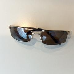 Gafas de sol, ha sido reportado por Gemeente Weert con iLost