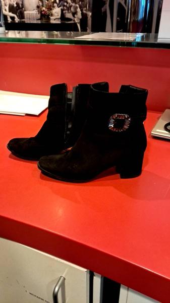 Shoe