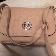 Bag Michael Kors, as reported by Qbuzz Fryslân using iLost