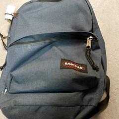 バックパック Blauw がiLostで Regio Oost-Vlaanderen によって報告されました